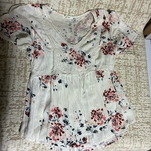 Maurices Cream Floral Blouse with Lace Detail